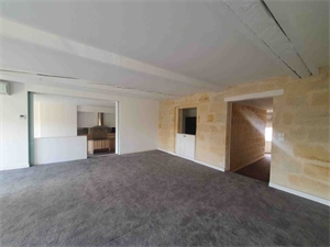 appartement à la location -   33000  BORDEAUX, surface 129 m2 location appartement - APR749478